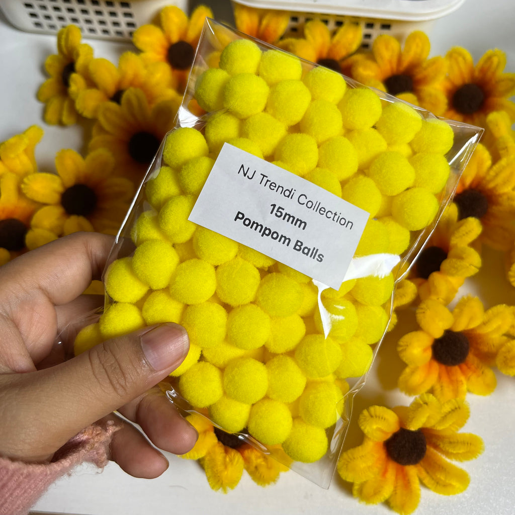 15mm Pompom Balls