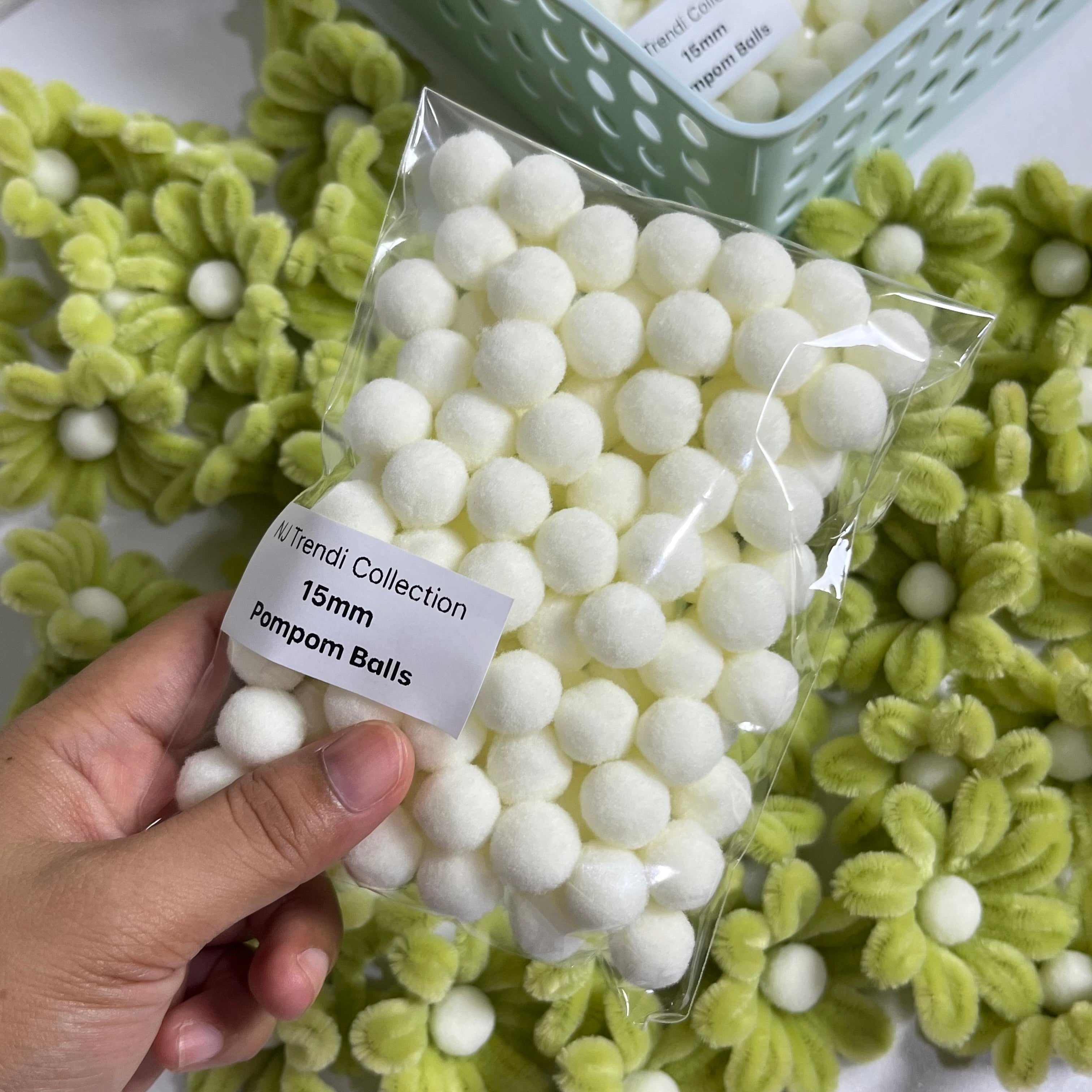 15mm Pompom Balls